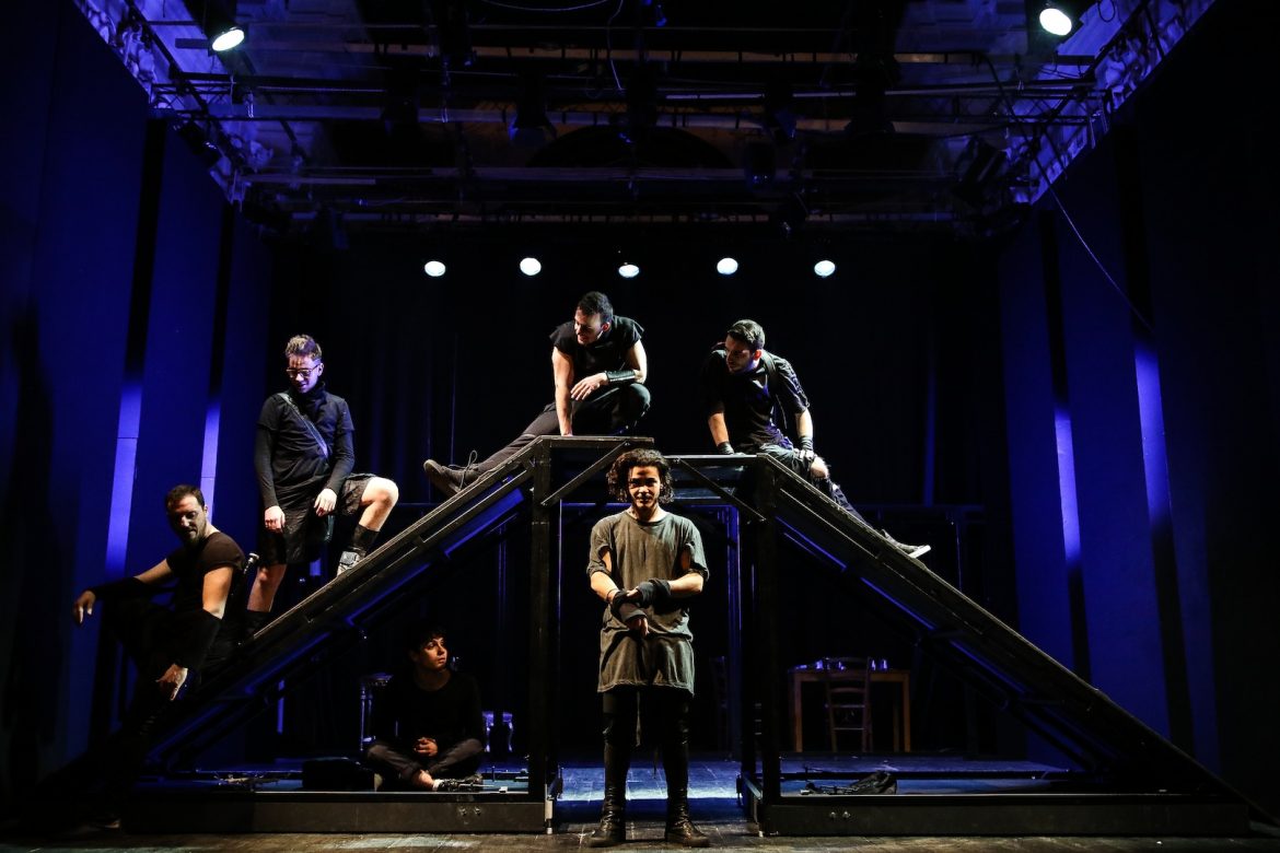 la paranza dei bambini milano